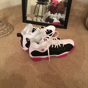 Meet your Posher, Ariel